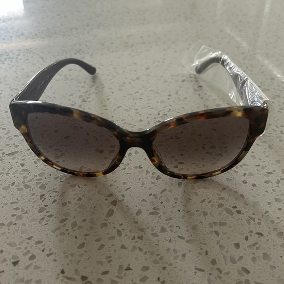 Tory Burch Accessories - Tory Burch black tortoise sunglasses NWT
